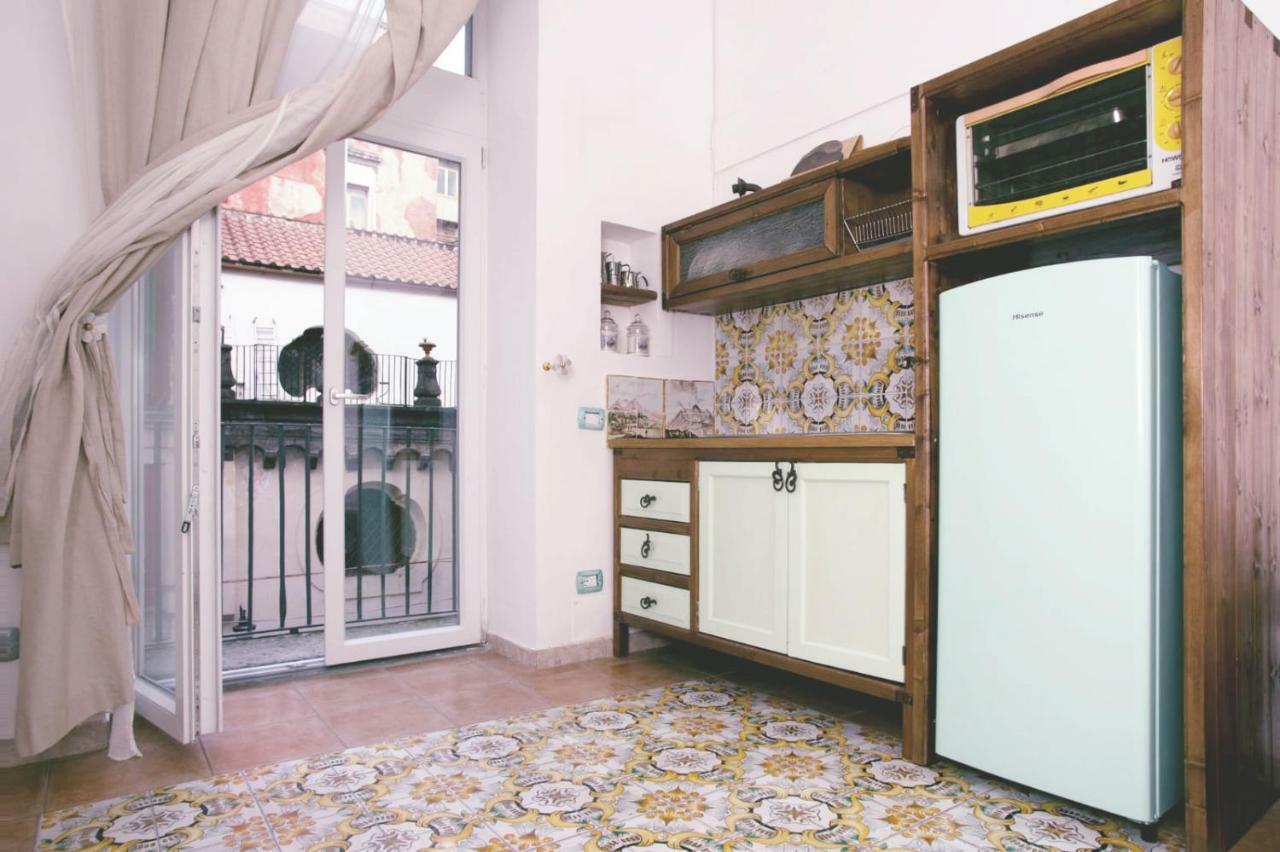 Casa Antonia Apartment Наполи Екстериор снимка